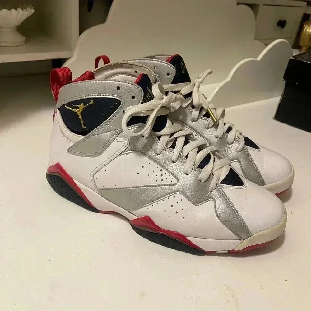 Air Jordan 7 Retro Olympic (2012) 304775-135 in great conditions come wi…